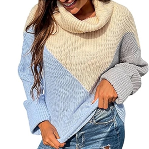 Simplee colorblock knit turtleneck sweater in cream grey blue size small - Picture 4 of 9